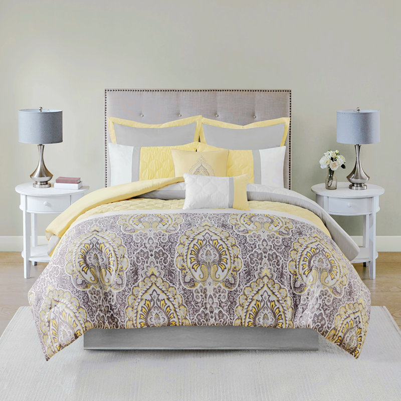 Polyester Comforter, Queen Comforter + 4 Pillowcases, Yellow Abstract