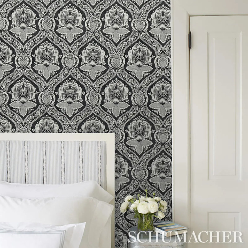 Villandry Damask Print Wallpaper, Black