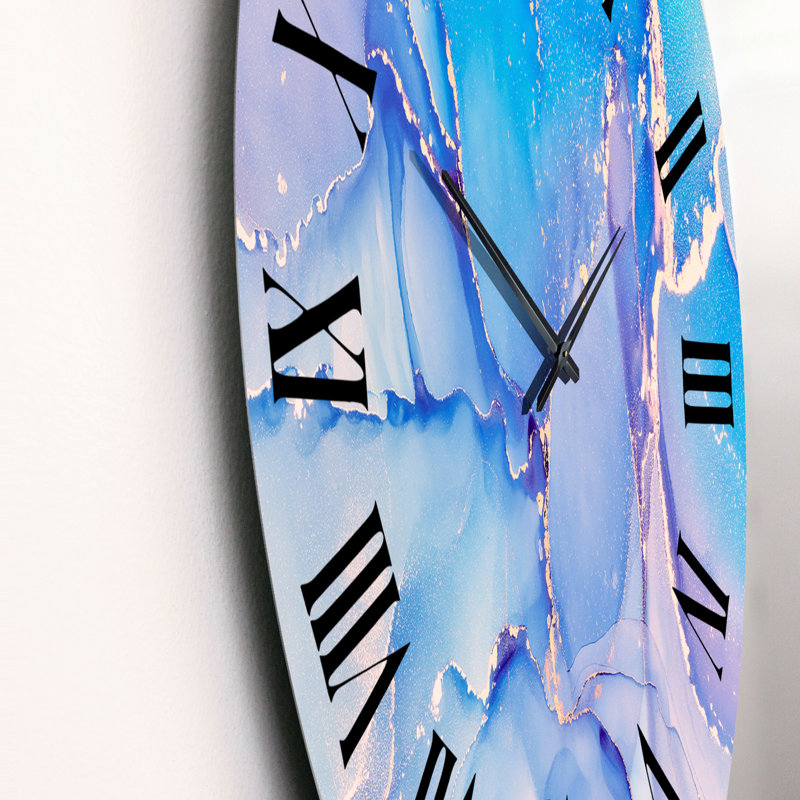 Horloge murale, Surdimensionné