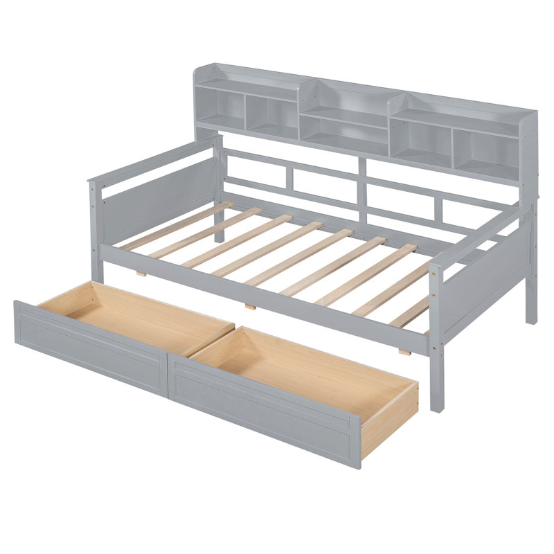 Lit de jour gris simple avec lattes de bois - rangement supplémentaire, choix de vie polyvalent sur la plateforme pour plus de stabilité