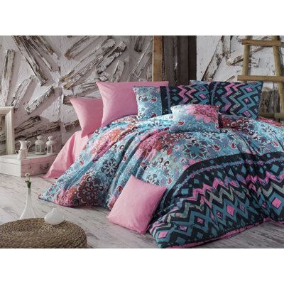 Abbate Paisley Duvet Cover Set with Pillowcases