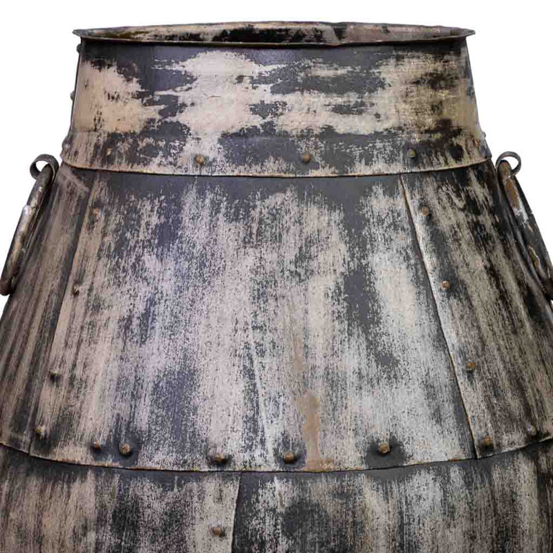 Airil Metal Table Vase