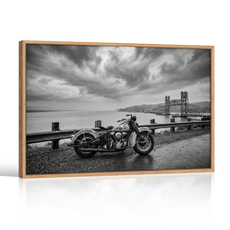 Ensemble de 1 tableau sur toile représentant un pont de moto, 28"H x 40"W, Natural