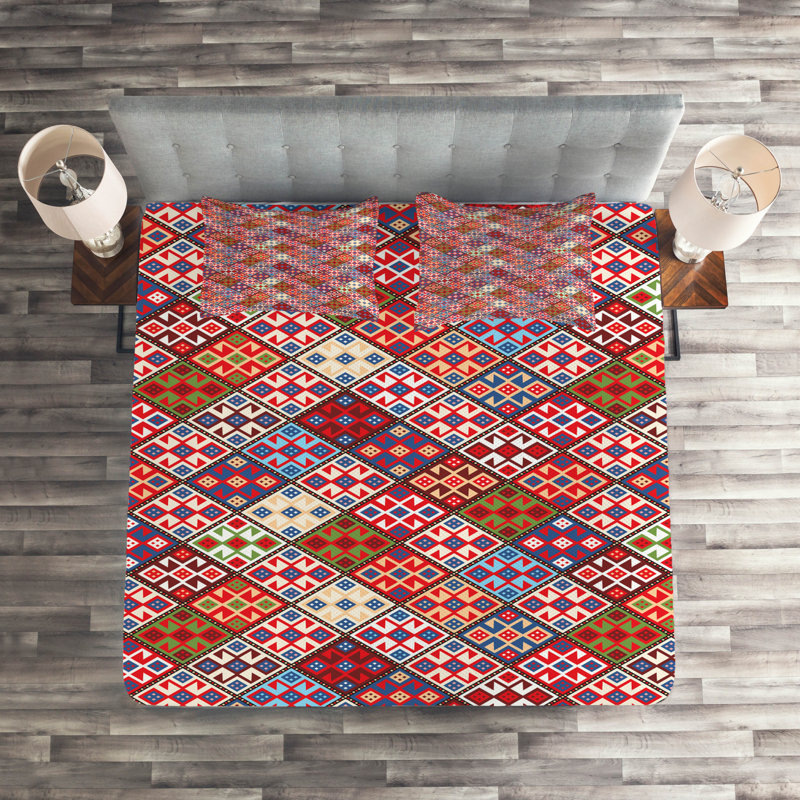 Rustic Polyester Geometric Shapes Coverlet, King Bedspread + 2 Shams
