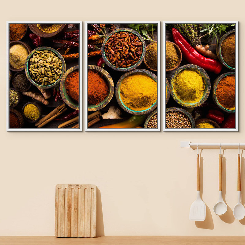 Indien Garam Masala Curcuma Mélange d'épices Cuisine et cuisine Photographie Réalisme Décor, Cadre flottant blanc