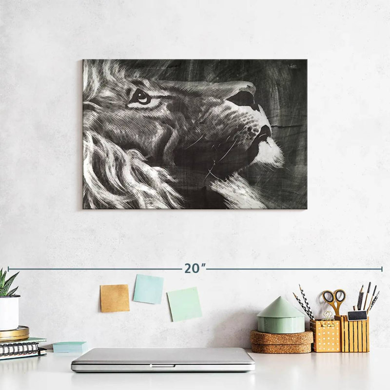 Brampt Chalk Lion, 8" H x 12" W