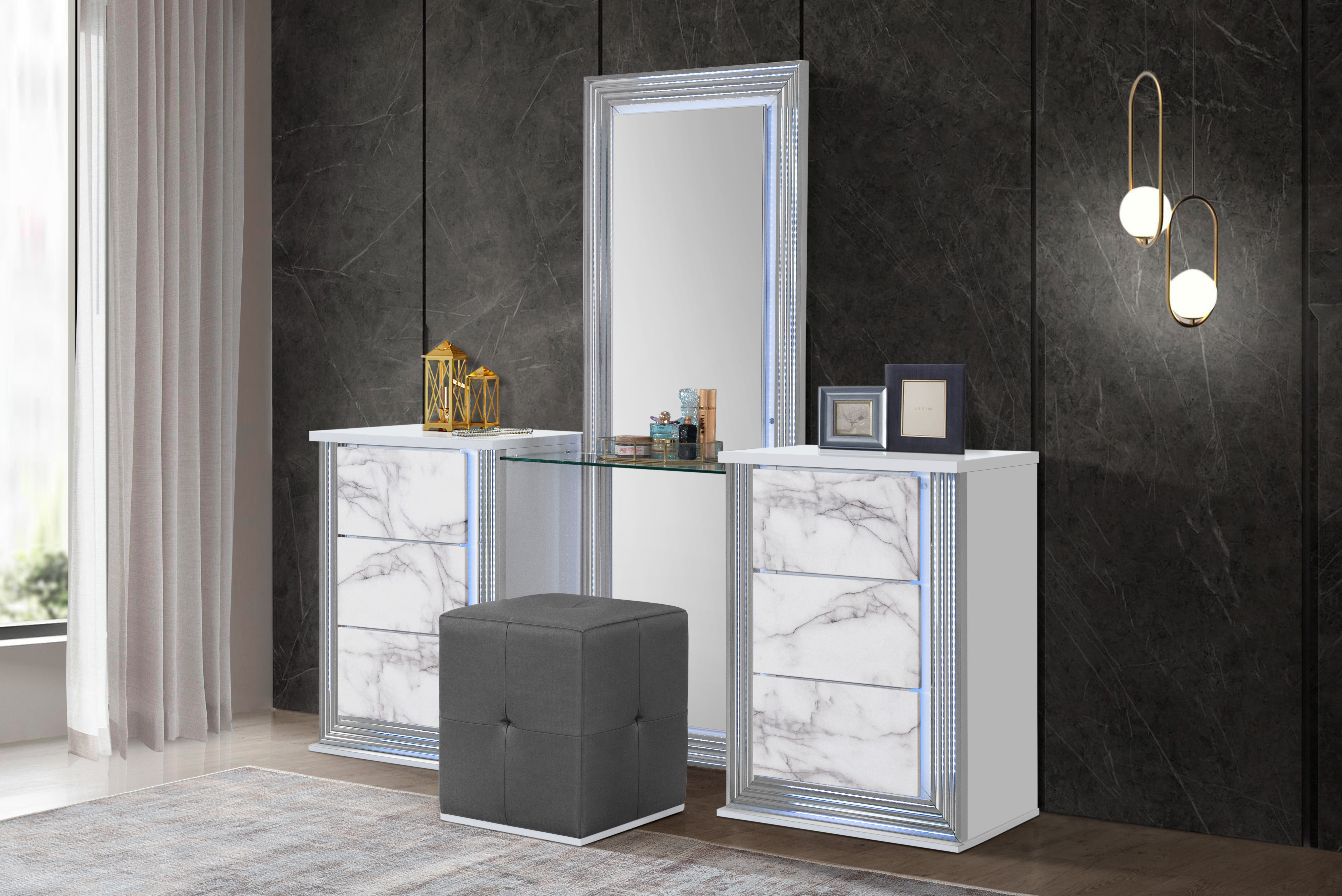 Rippeon makeup vanity set with stool and mirror house of outlet hampton