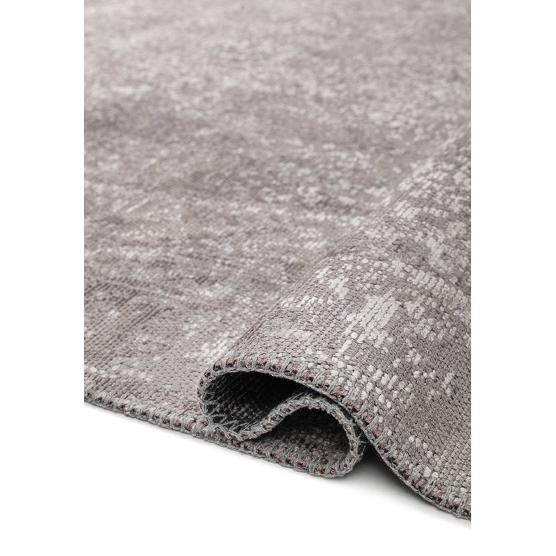 Amaarah Vintage Look Hand Loom Indoor / Outdoor Area Rug, Rectangle 7'10" x 9'10"