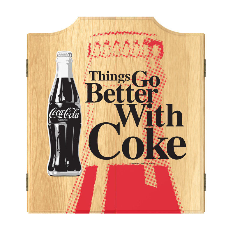 Ensemble de jeu de fléchettes et armoire Coca-Cola Things Go Better with Coke Bottle