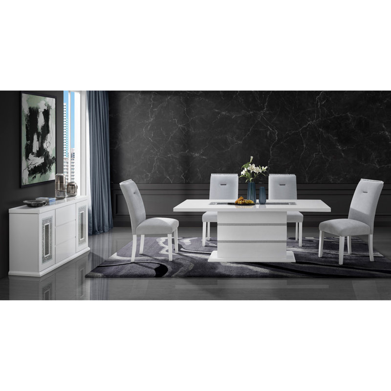 Kantrell Dining Table