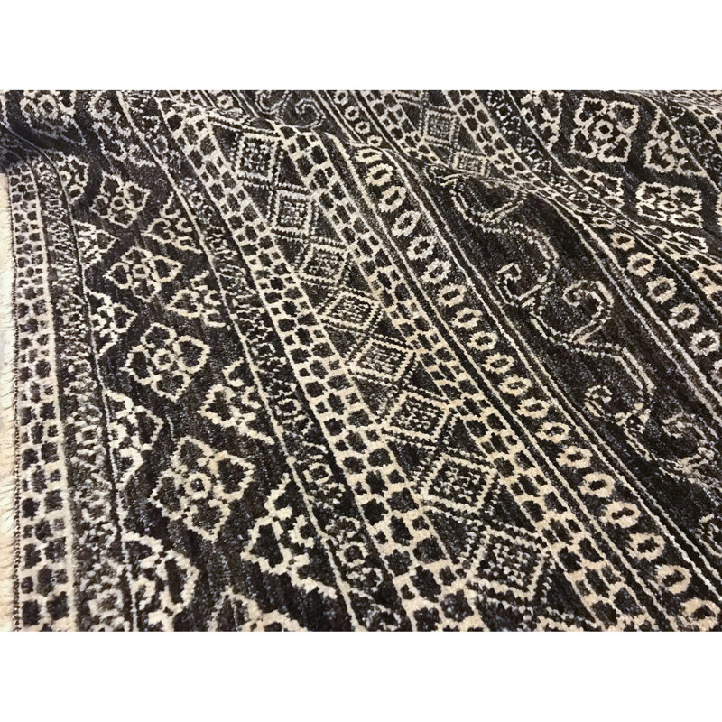 Hand-Knotted High-Quality Brown Area Rug