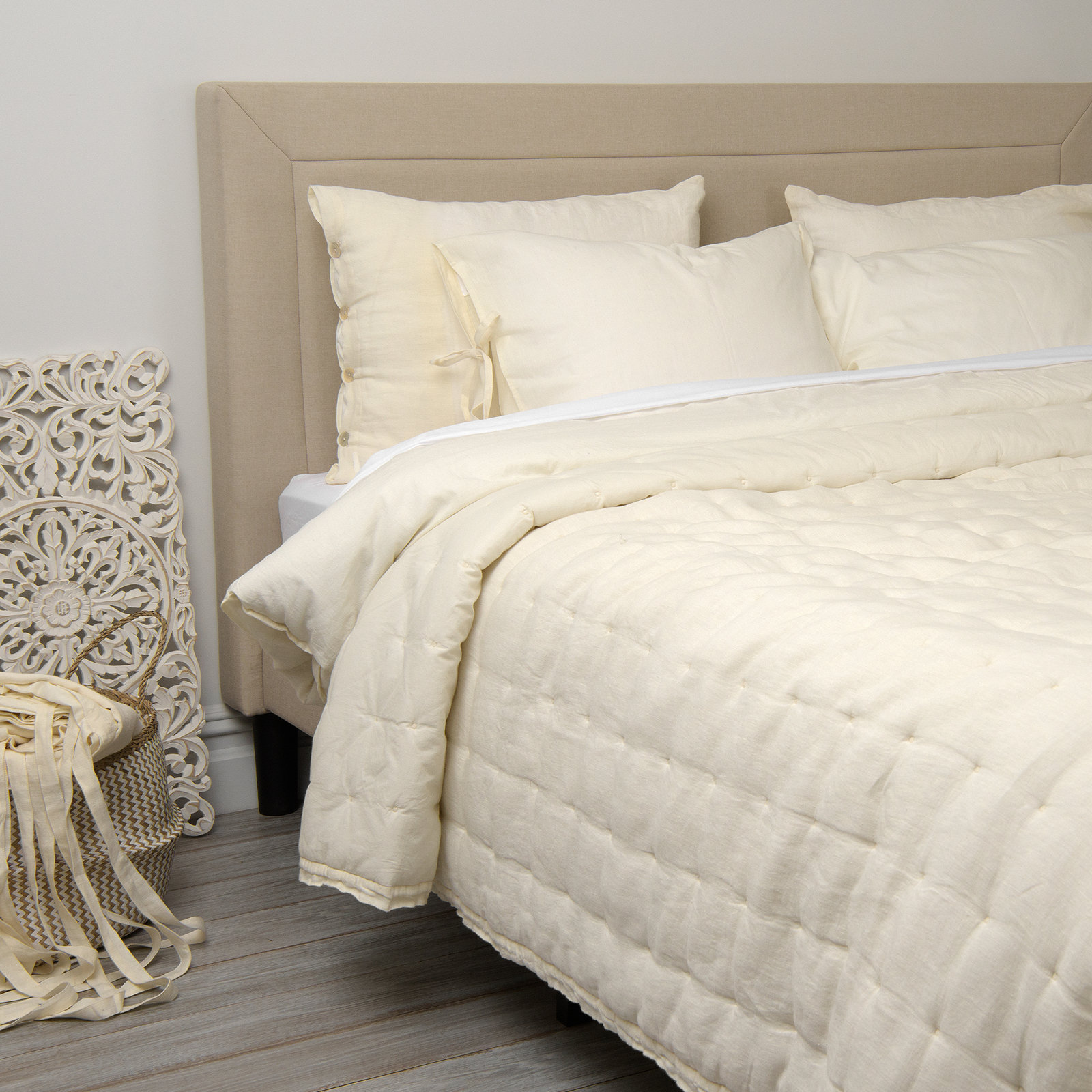 Linen Quilt Set, Queen Quilt, Ivory