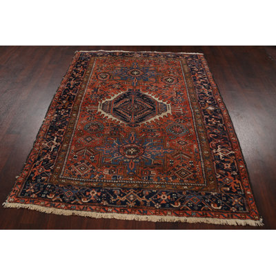 Tapis unique en laine noué à la main rouille / beige / bleu marine des années 1920 de 5 pi x 6 pi 2 po Gharajeh