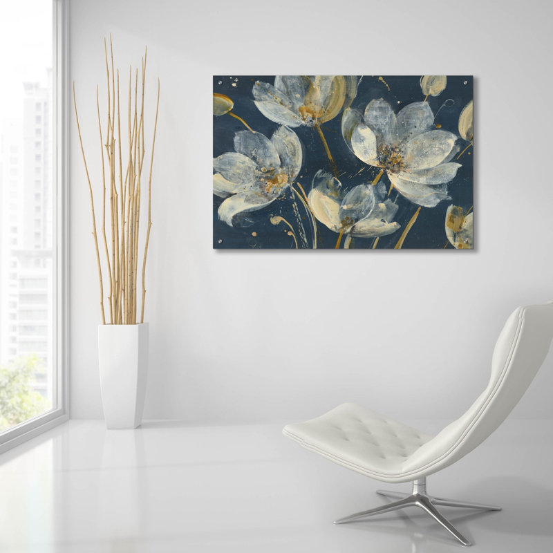 «Translucent Garden» par Albena Hristova, art mural en verre acrylique, H 24 po x l 36 po x P 0,2 po
