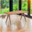 Table de salle à manger naturelle avec pieds en bois