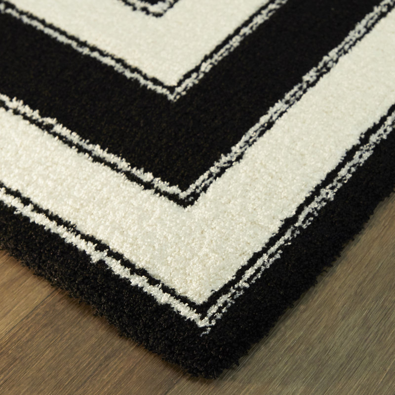 Wilk Geometric Indoor Rug, Rectangle 5'3" x 7'