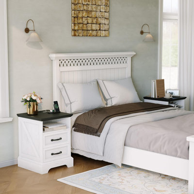 Table de chevet de ferme avec station de charge, grande table de chevet rustique avec 2 tiroirs et tablette ouverte, ports USB et prises de courant CA pour ensemble de 2 chambres à coucher
