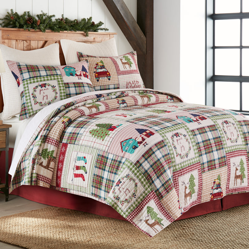 Home For Christmas Sage Cotton Quilt, Full Quilt
