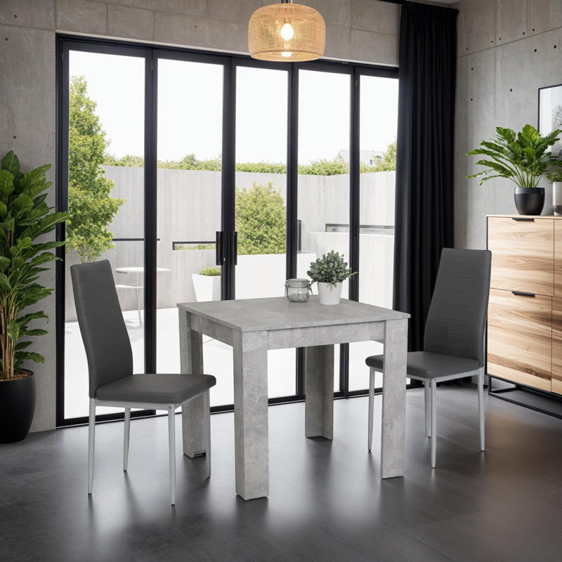 Dayahna Dining Table