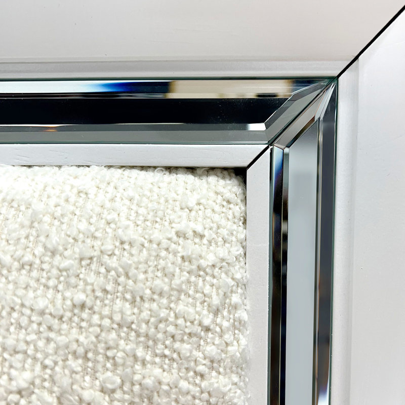 Lit luxueux et confortable avec design élégant et fonctionnalité de rangement, Grand lit