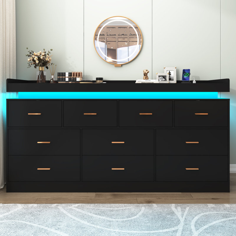 Commode 10 tiroirs l 70 po avec lumière DEL, prises, port USB et port Type-C, Noir, noir, noir, noir