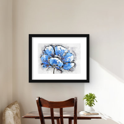 «Abstract Blue Petals - Contemporary Botanical», reproduction encadrée