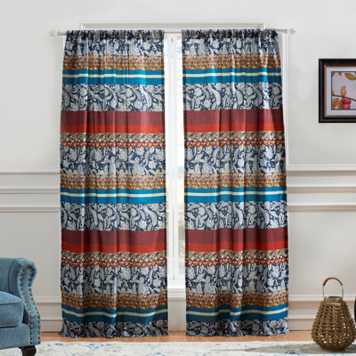 Paire de rideaux semi-transparents avec passe-tringle Vista Paisley