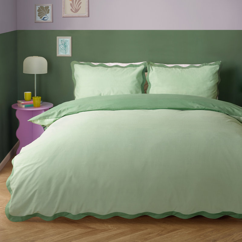 Wiggle Scallop Cotton Blend No Pattern Duvet Cover Set with Pillowcases Included, Green