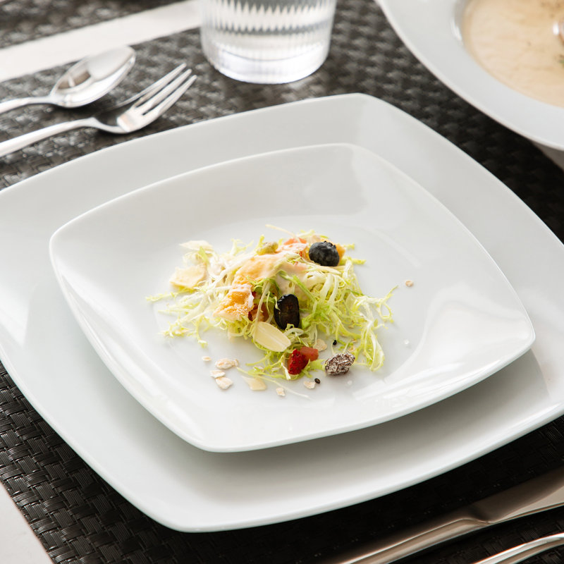 Julia 18 Piece Dinnerware Set, Service for 6 