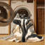 Tapis beige luxueux lavable à la machine à motif artichaut Higgins - reliure beige-882622596