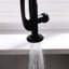 Robinet de cuisine contemporain rétractable - noir et argent, matériau en laiton, poignée simple, option évier froid et chaud, remplissage en céramique, élégant