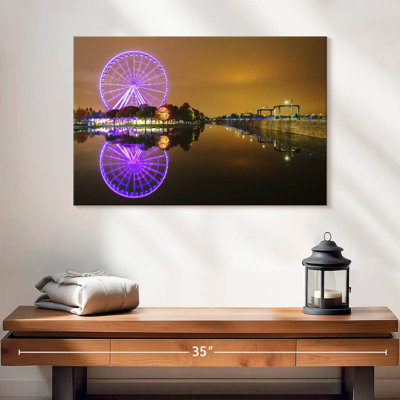 Kavia Montreal Ferris Wheel Lights