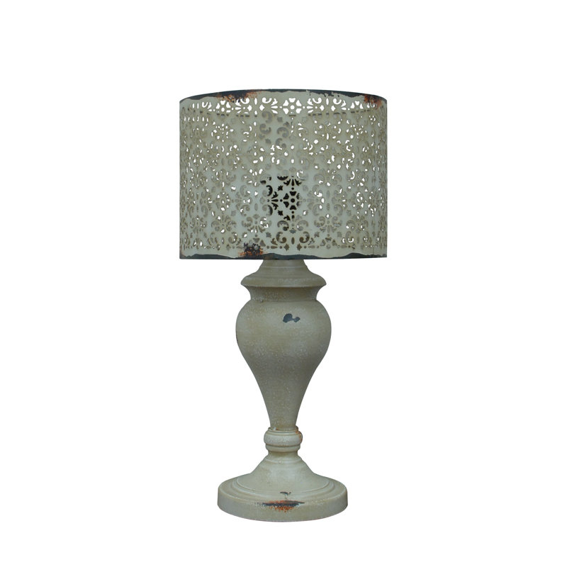 Nostalgia Metal Lamp