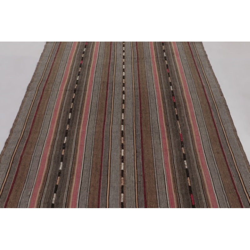 Kilim & Flatweave One-of-a-Kind 5'1x9'2 Area Rug