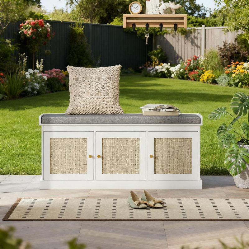 Banc à chaussures avec portes en rotin tissé, banc à chaussures avec coussin, Blanc / Gris