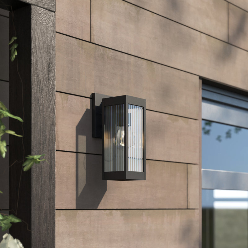 Lanterne murale d'extérieur Brooklinn, H 12,75 po x l 4,5 po x P 6,5 po