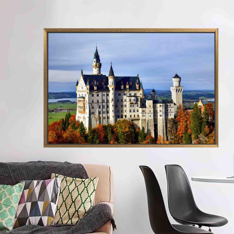Neuschwanstein Castle, H 10 po x l 14 po, Reproduction encadrée sans passe-partout, Doré