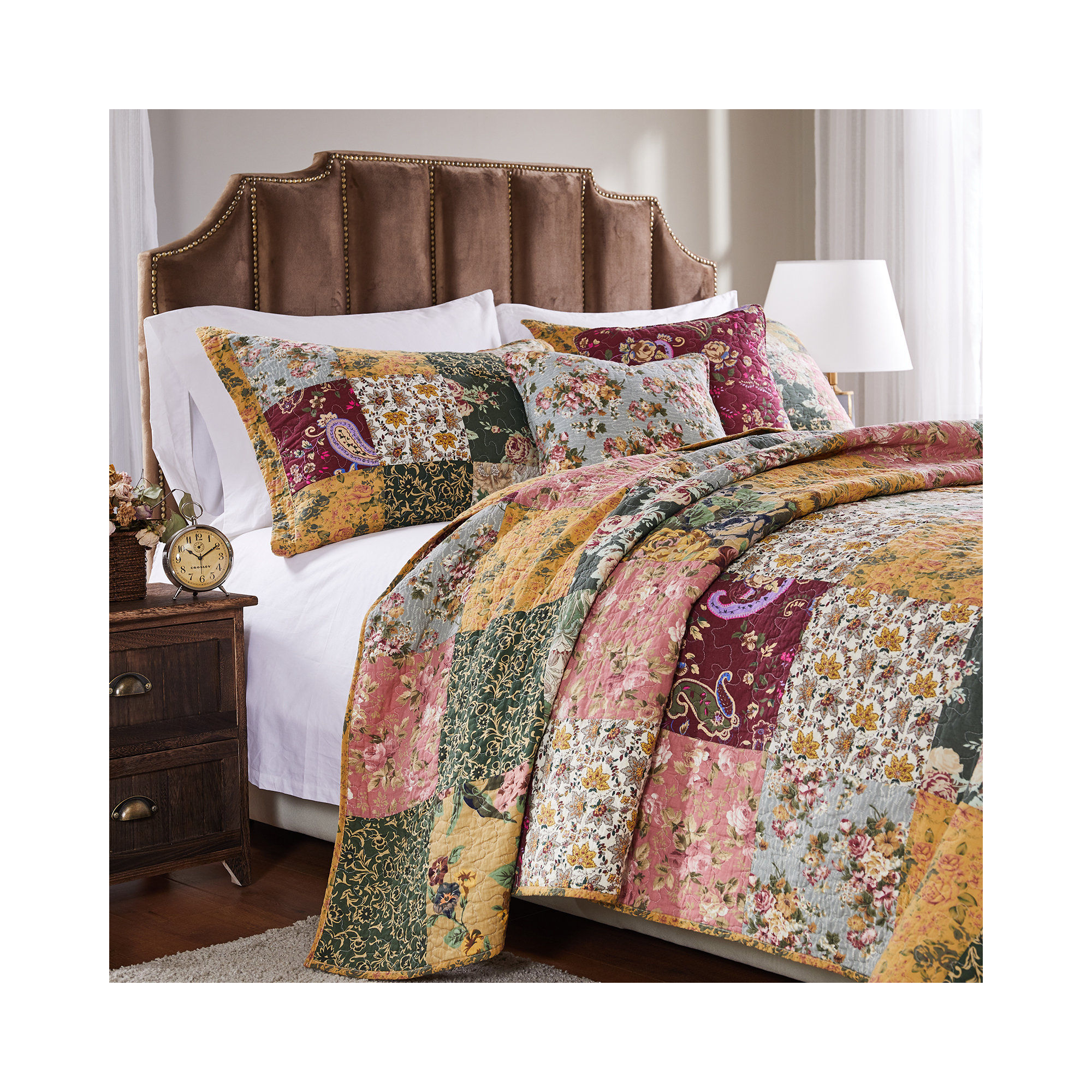 Antique Chic 100% Cotton Patchwork Reversible Quilt Set with Throw Pillows, King Quilt + 2 Shams + 2 Throw Pillows
