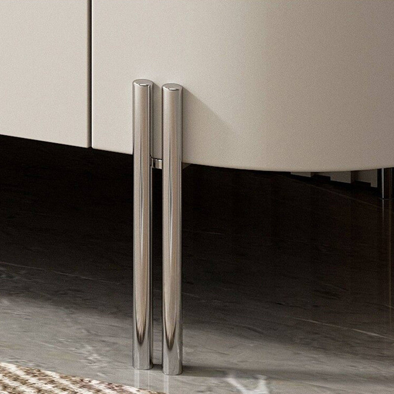 Buffet simple et moderne de style italien