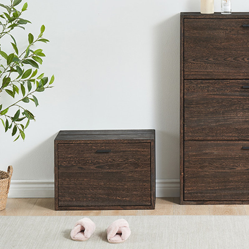 Tabouret à langer à bascule en bois massif Minimalist