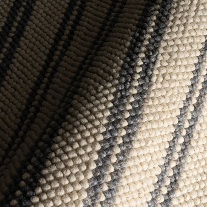 Venit Modern Striped Farmhouse Rug, Rectangle 5' x 8'