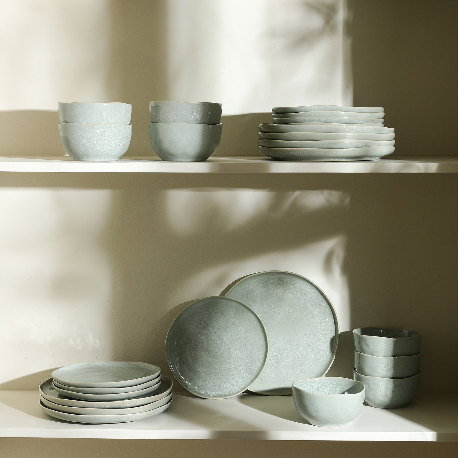 Mirella Stoneware Dinnerware Set, Green