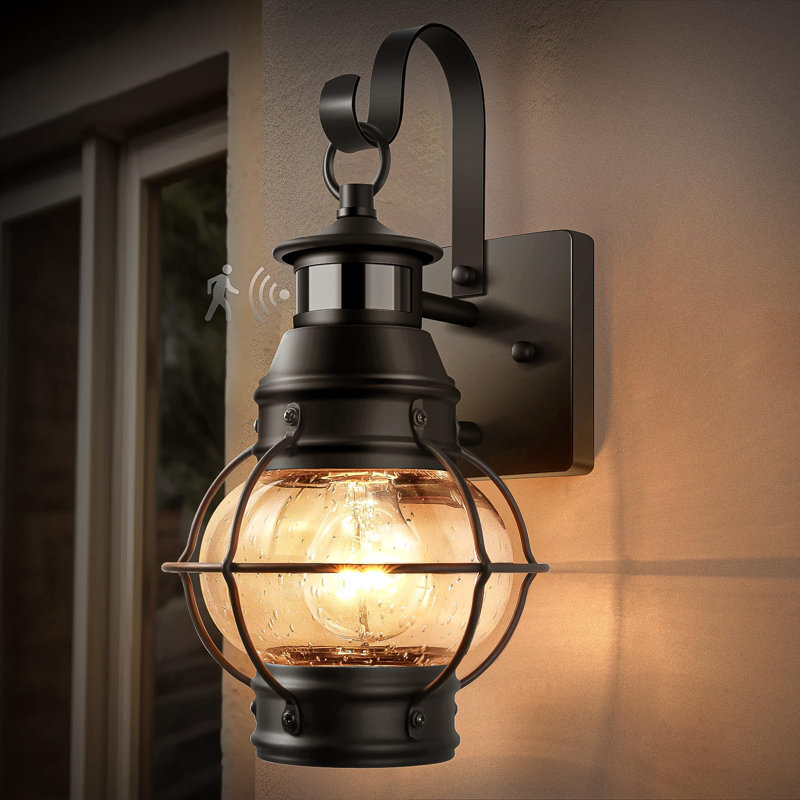 Abhithi Wall Light, Matte Black