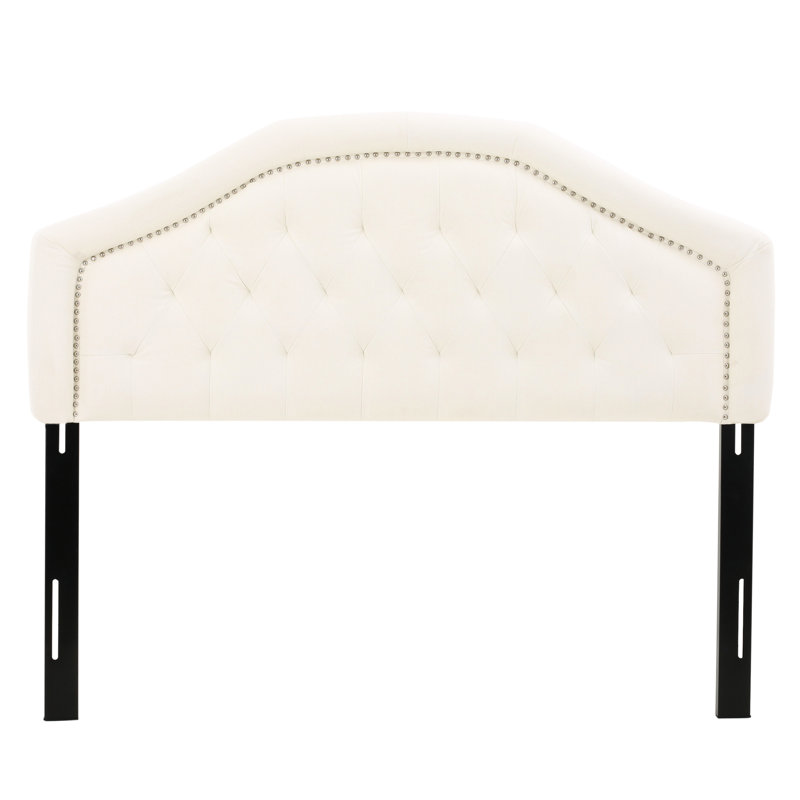 Grande et grande tête de lit de style contemporain, revêtue d'un ornement en point de diamant, décorations cloutées, tissu requis pour l'assemblage des chambres