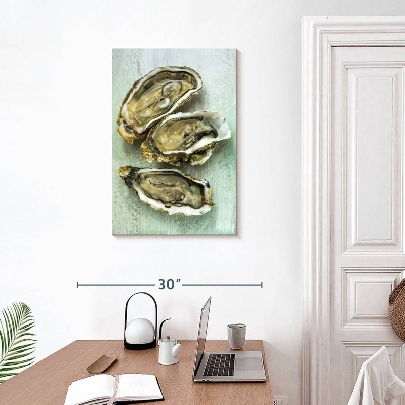 Brampt Oyster Shell, 30" H x 20" W