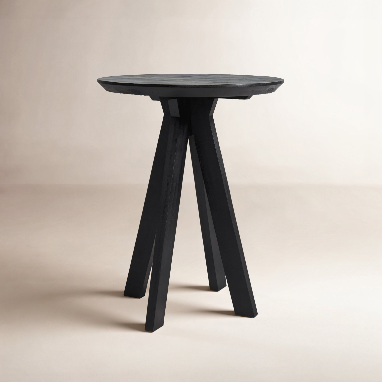 Furley 32" Round Counter Height Dining Table, 42", Black