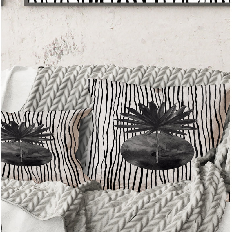 Carré, feuille tropicale noire et blanche sur un coussin rayé I - imprimé moderne, 18" x 18"