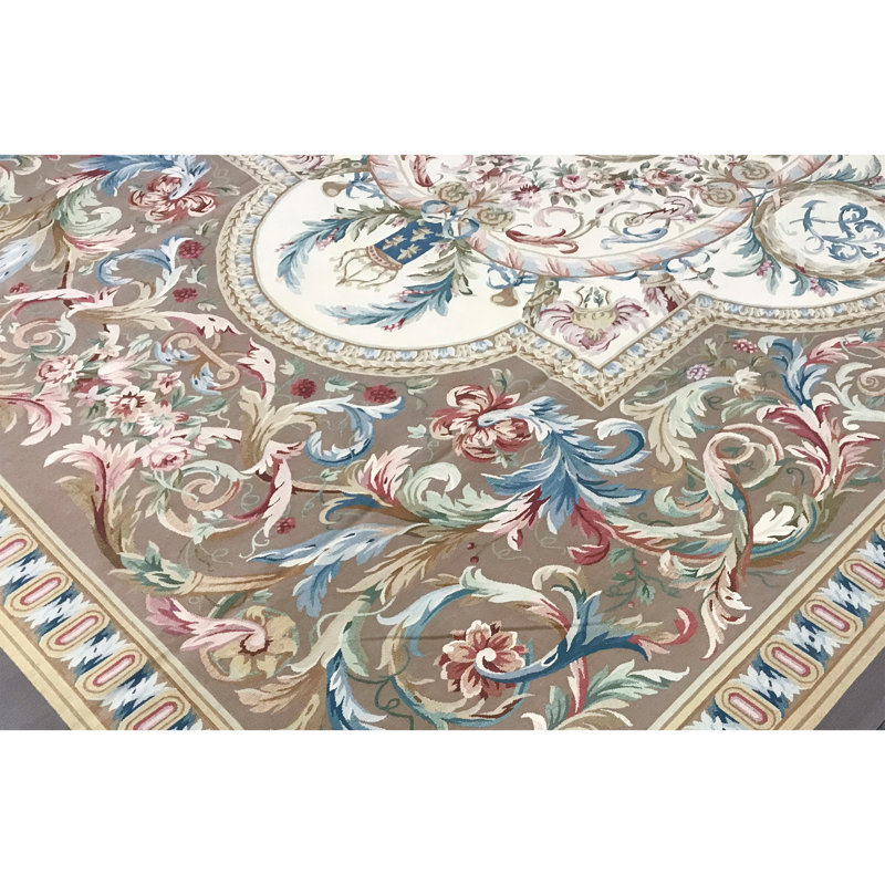 Tapis brun et ivoire noué à la main de haute qualité