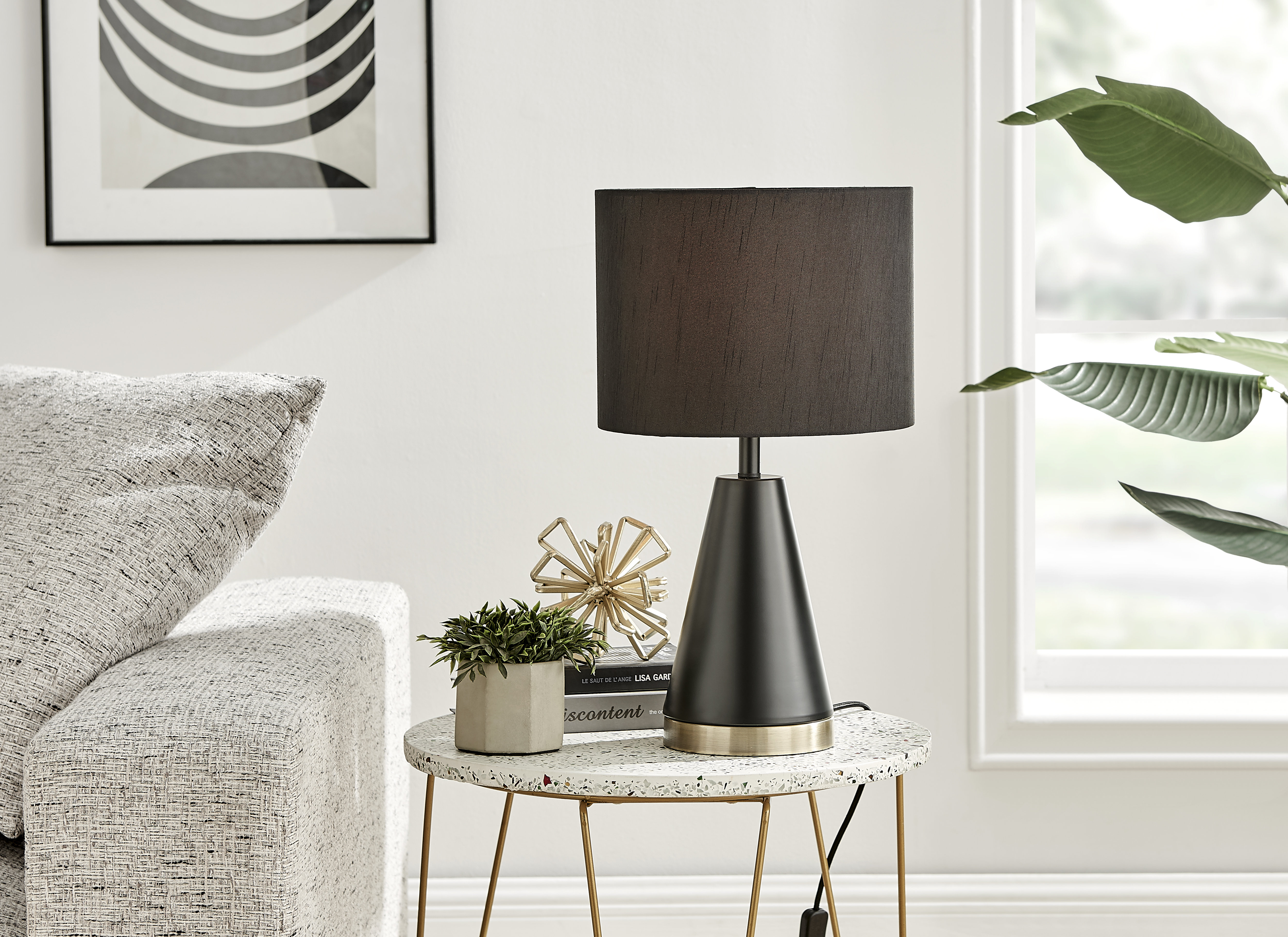 Sleek table online lamp