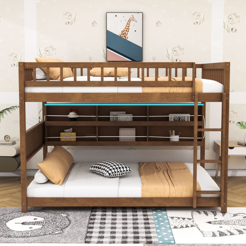 Lit superposé double en bois avec bande lumineuse, tablettes de rangement et panneau perforé, Brun